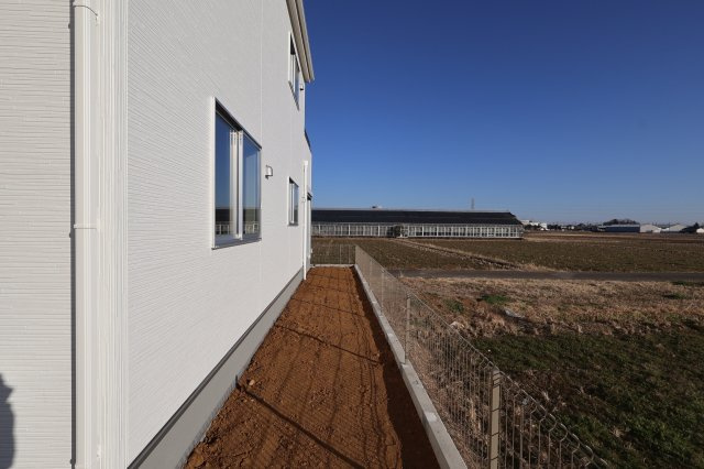 《仲介手数料無料》西区大字島根830新築一戸建てリーブルガーデンの外観