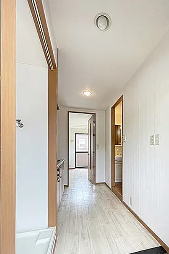 和歌山市梅原　収益アパート　の玄関
