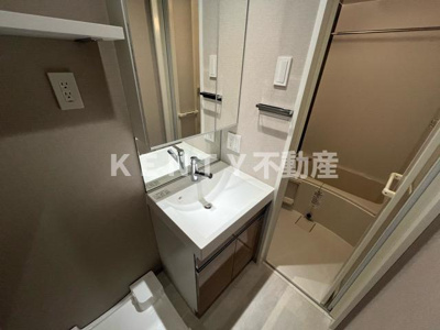 【洗面所】 | エスティメゾン大森 | ゆったりとスペースのある洗面所