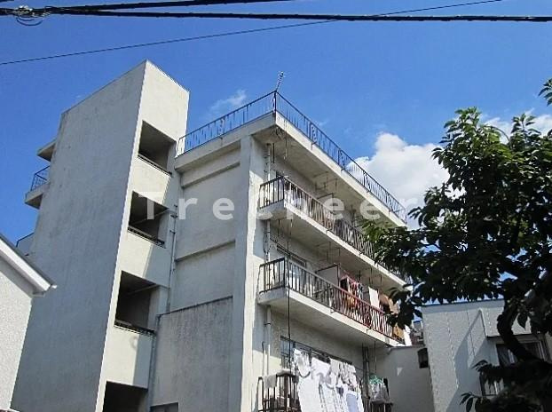 白居ビルの外観