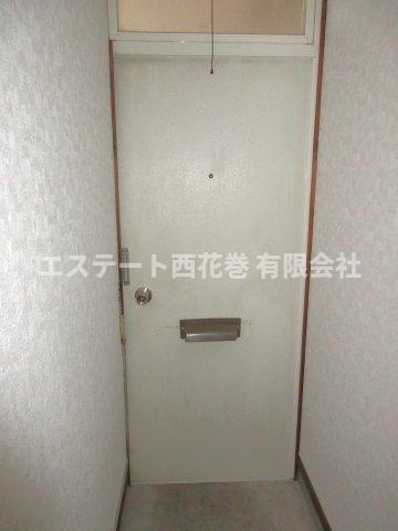 コーポアバンセの玄関