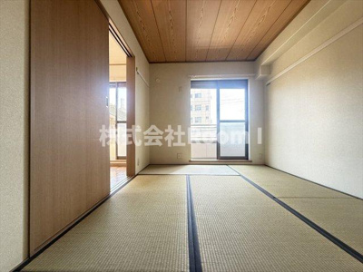 【和室】 | メゾンニシザ | 柔らかい畳が心地よい和室