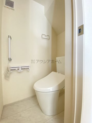 入間市久保稲荷5丁目・全5棟　新築一戸建　4号棟のトイレ