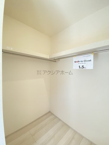 入間市久保稲荷5丁目・全5棟　新築一戸建　4号棟の収納|2階洋室5.25帖のウォークインクローゼット