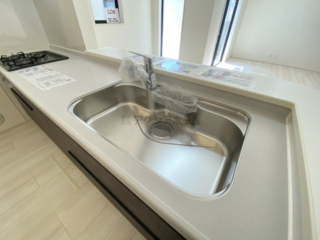 入間市久保稲荷5丁目・全5棟　新築一戸建　4号棟のキッチン