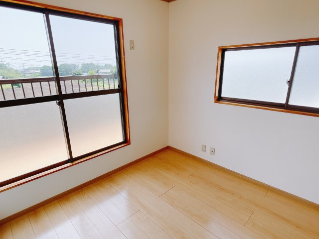 【中古戸建】前橋市粕川町深津の洋室|■洋室