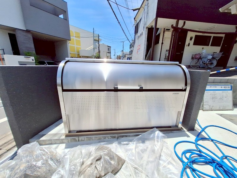 Ｃｌｏｃｈｅｔｔｅ　クロシェットのその他共用部分|★敷地内ごみストッカー★