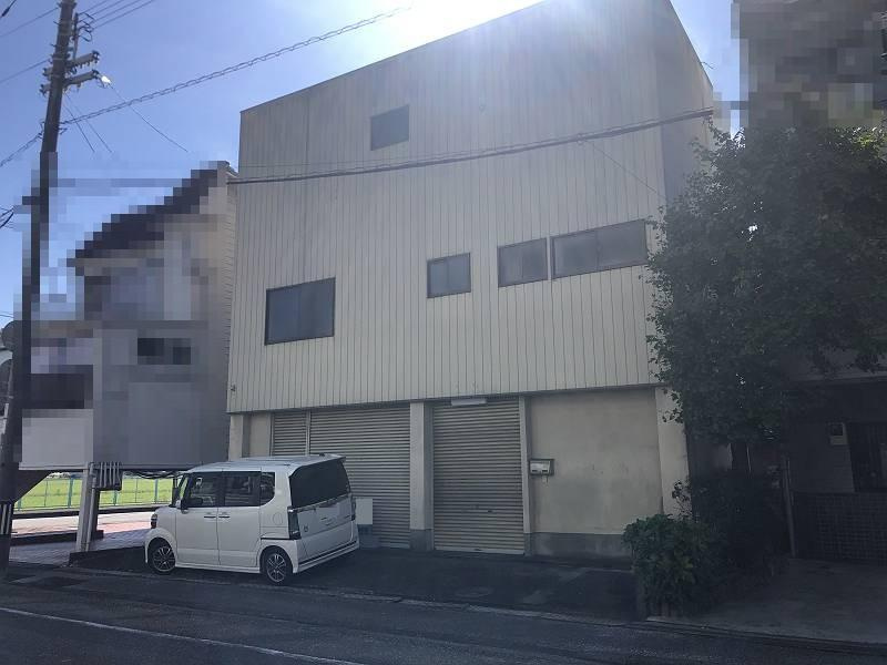 高知市高須新町　店舗付き住宅の外観