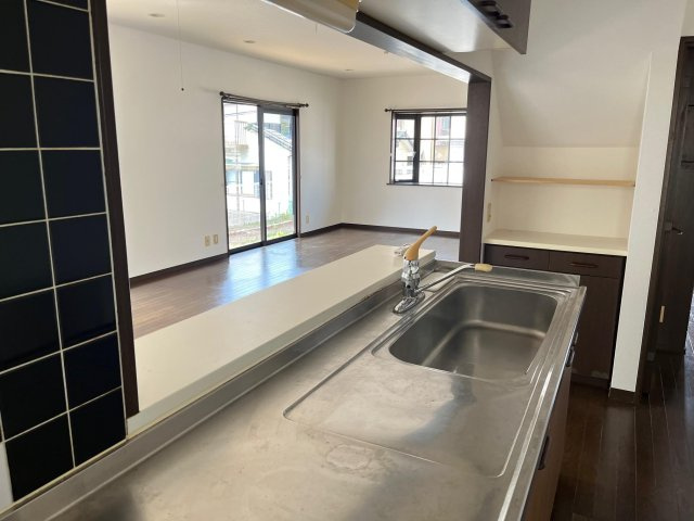 高知市塚ノ原　中古戸建てのキッチン