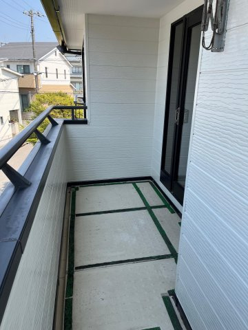 高知市塚ノ原　中古戸建てのバルコニー