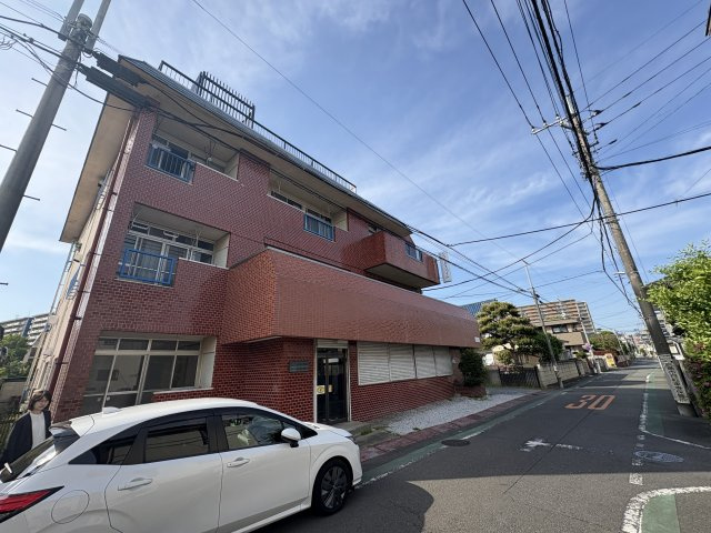 昭島市宮沢町の賃貸マンション