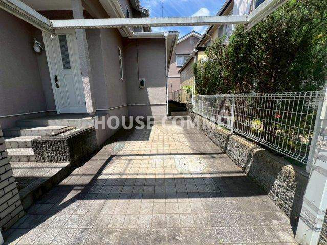 日吉台５丁目　中古戸建のエントランス