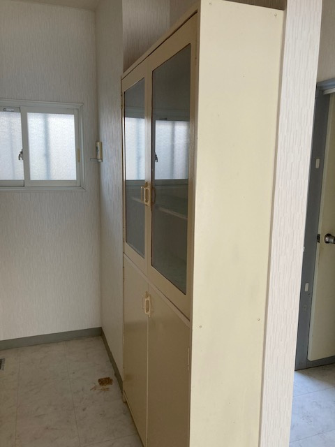 シティパレスのキッチン|食器棚付き