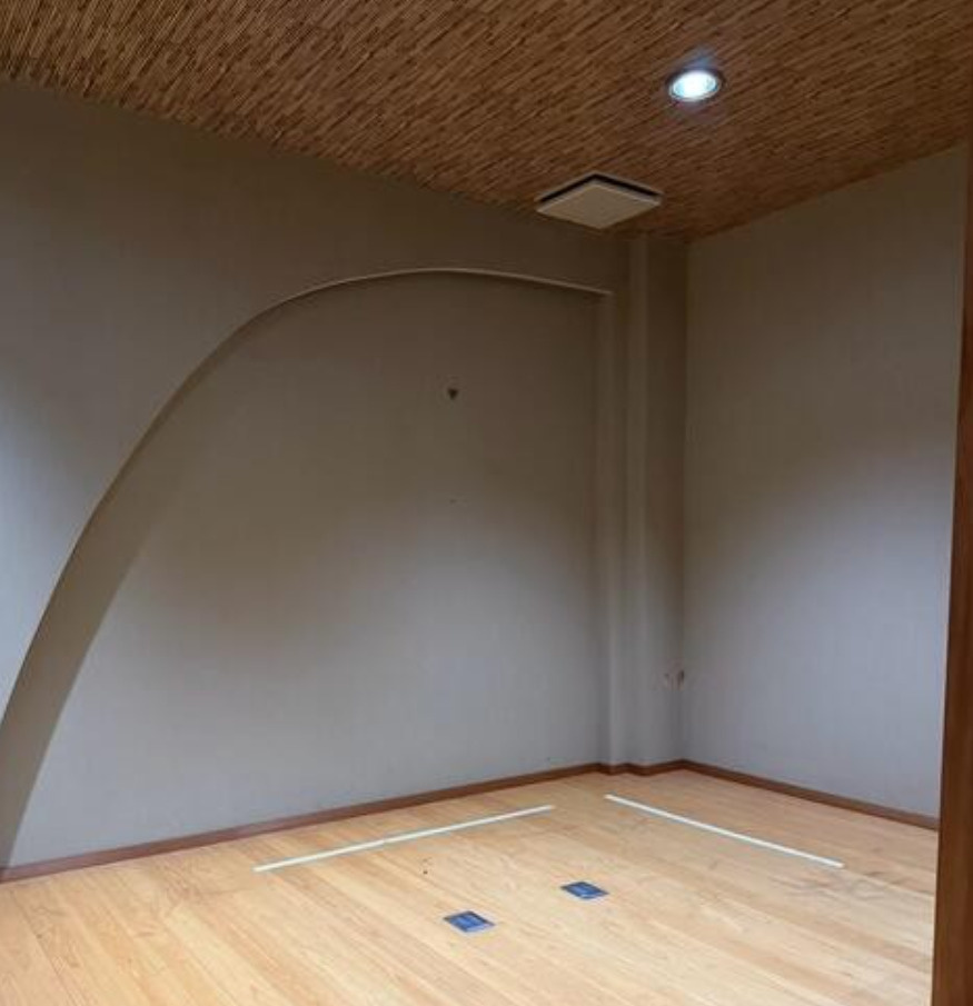和歌山市畑屋敷千体仏丁　収益ビルの洋室