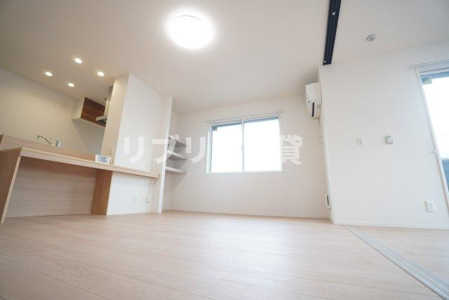 ガーベラ・グレイスの居間・リビング