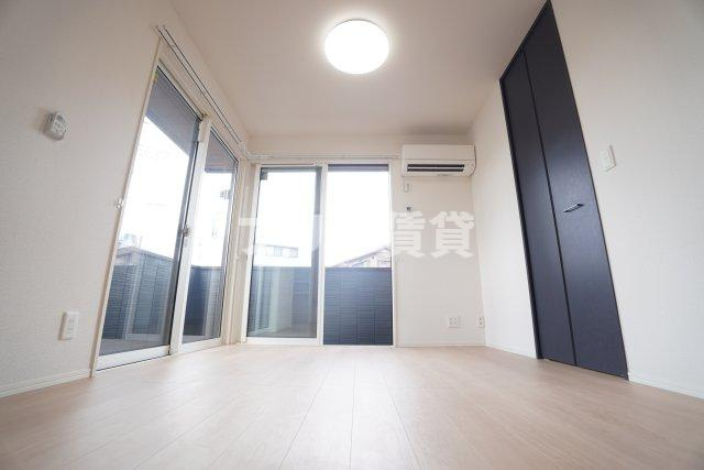 ガーベラ・グレイスの洋室