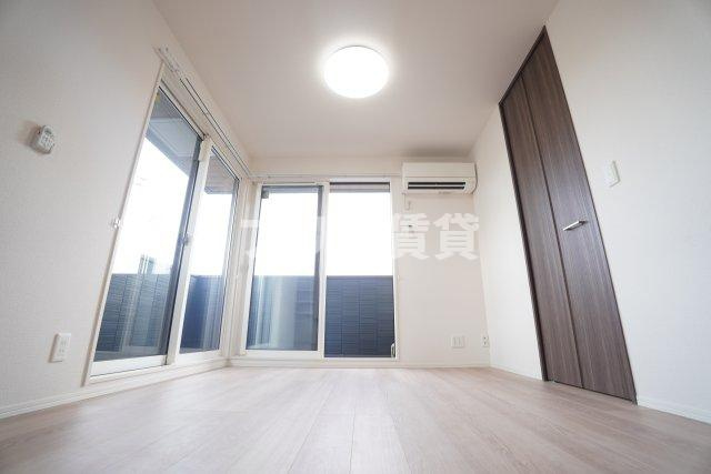 ガーベラ・グレイスの洋室