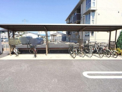 【その他共用部分】 | グランドゥ 迦希 | 駐輪場