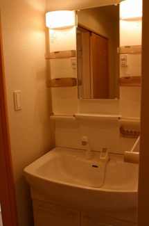 apartment 大字高屋 字西浦８２番地の１