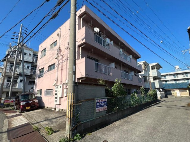 和歌山市六十谷　一棟マンションの外観