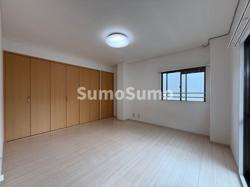 本庄ハイツの寝室