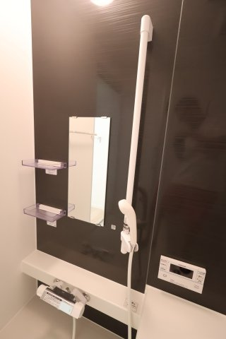 【浴室】 | 《仲介手数料無料》見沼区丸ヶ崎町38-4(2号棟)新築一戸建てクレイドルガーデン | 撮影日 2025年9月29日 15:15 晴れ 