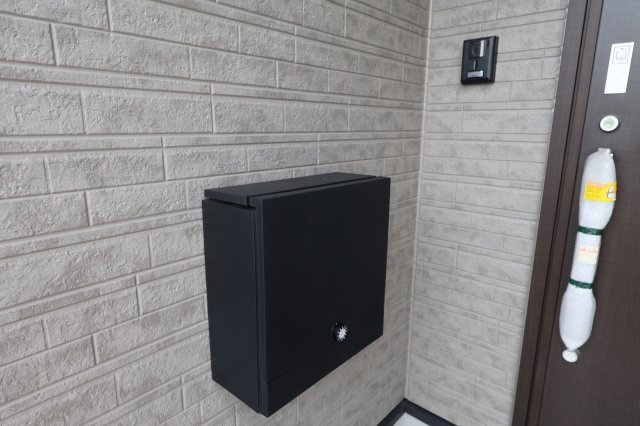 【玄関】 | 《仲介手数料無料》見沼区丸ヶ崎町38-4(2号棟)新築一戸建てクレイドルガーデン | 撮影日 2025年9月29日 15:15 晴れ 