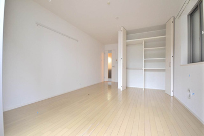 【居間・リビング】 | フレアコート西台 | 東南角部屋です