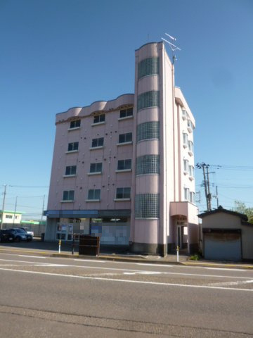 柏崎市関町のマンションの画像