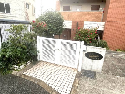 【エントランス】 | シャトー御影山手