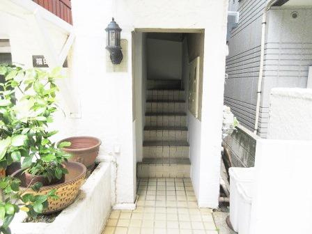 福田ビルのロビー