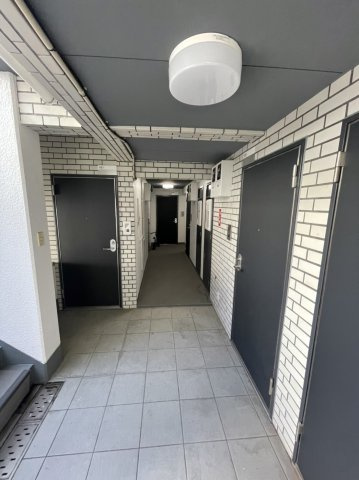 ユーコート下落合のエントランス