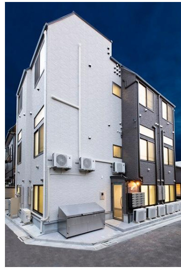 足立区千住寿町のアパートのエントランス