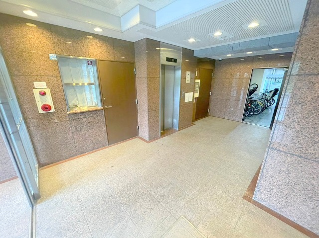 レクシア新大阪のロビー