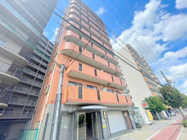 レクシア新大阪の外観
