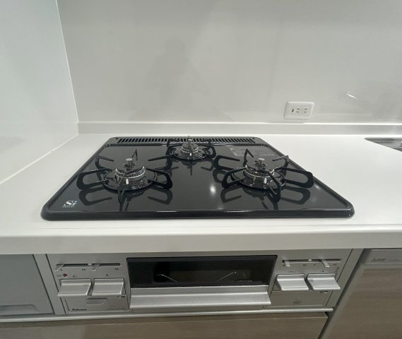 堺市の中古マンション│ファミール堺のキッチン|ガスコンロ