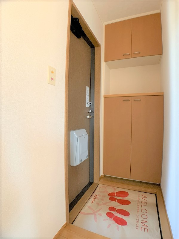 アルス青山の玄関