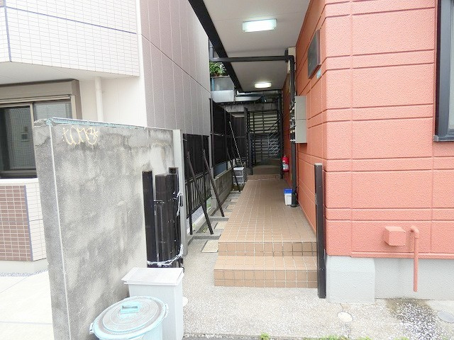 アネックス東山のエントランス|★エントランス★