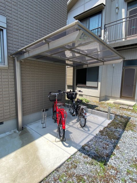 ベル　フルール井上のその他共用部分|屋根付き駐輪場