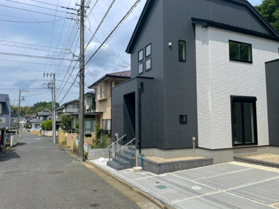 【前面道路含む現地写真】 | 富里市日吉台7期１号棟 | お気軽に０４７６－３７－３８８８までお問合せ下さい。