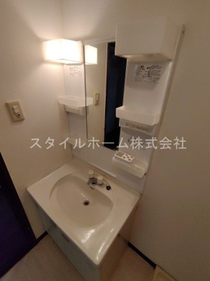 【洗面所】 | フリーダムコート弐番館
