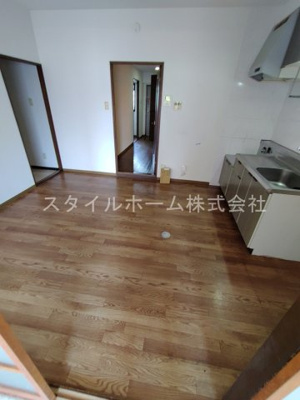 【居間・リビング】 | フリーダムコート弐番館