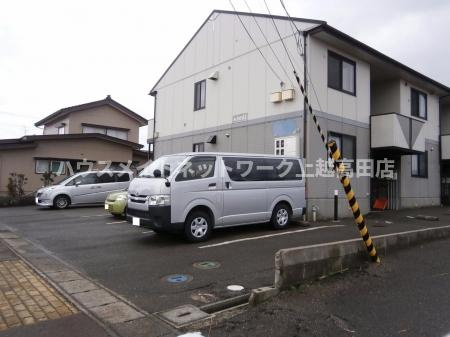 パークハウスＵの駐車場|駐車場