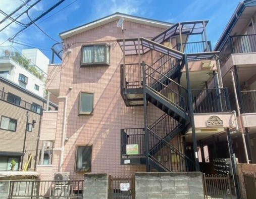 シュロス・プリーマのエントランス