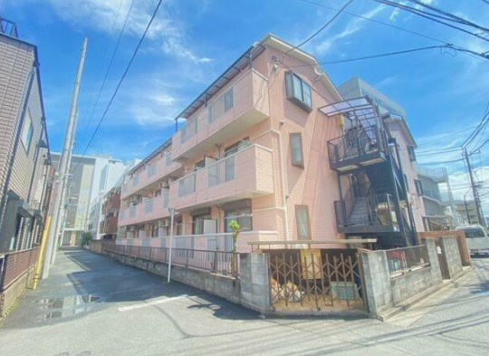 シュロス・プリーマの外観