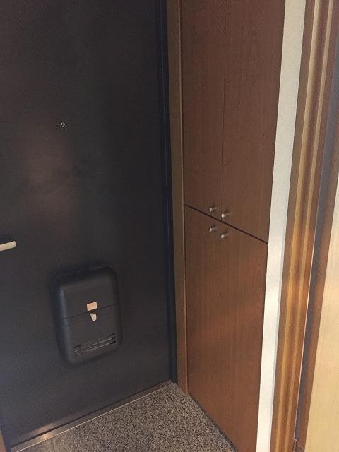 グランピーノ妙典の玄関