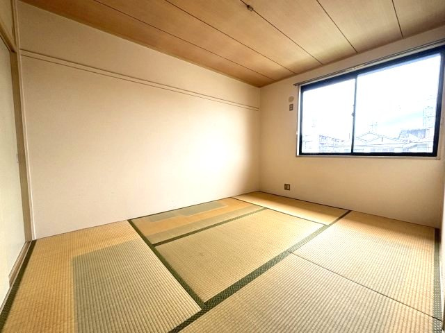 サンビレッジ杉山Aの和室