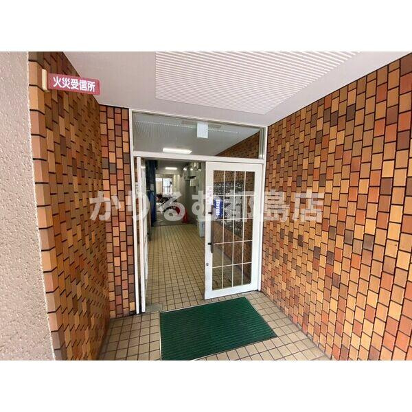 ジュネス都島のエントランス