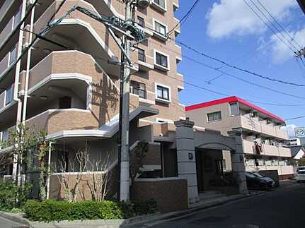 クレイドル東高須駅前の外観