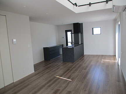 廿日市市阿品台１丁目B